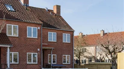 139 m2 hus i Kastrup til leje