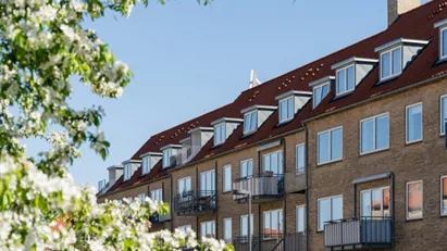 61 m2 lejlighed i København S til leje