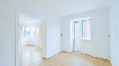 Skøn og lys lejlighed på Frederiksberg