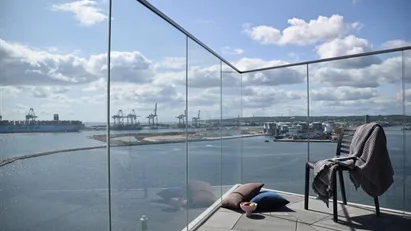 Stor hjørne- og udsigtslejlighed i AArhus med stor privat terrasse