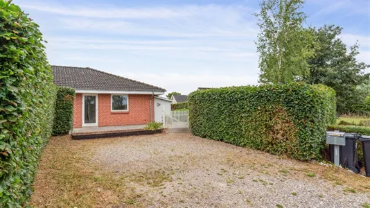 Huse i Tappernøje - billede 1