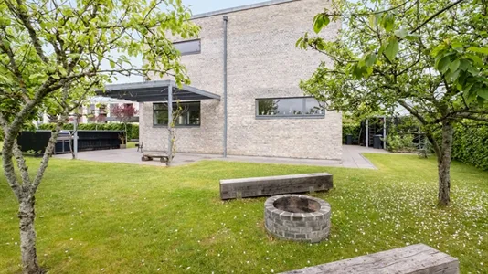 Huse i Ry - billede 4