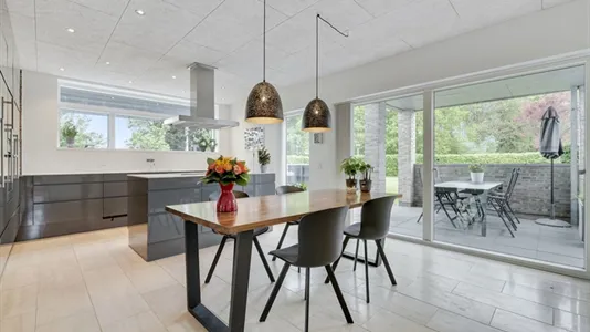 Huse i Ry - billede 6