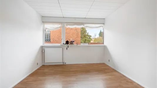 Huse i Charlottenlund - billede 12