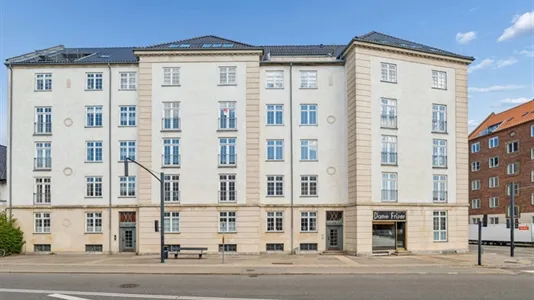 Lejligheder i Hellerup - billede 1