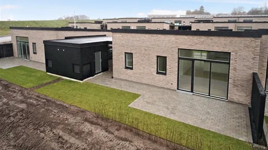 Huse i Smørum - billede 3
